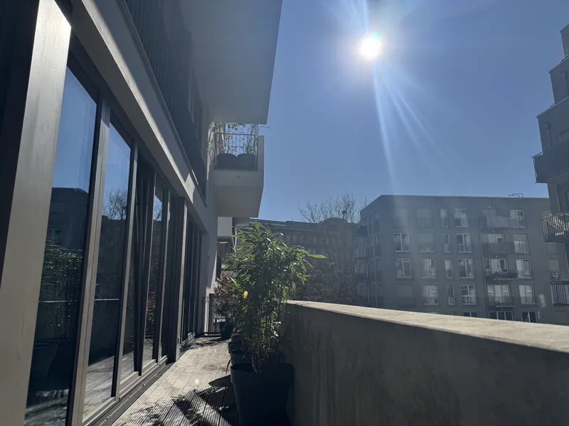 komplett möbliertes modernes loft in friedrichshain — photo 1
